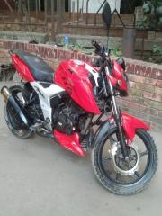 TVS Apache RTR 160 4V